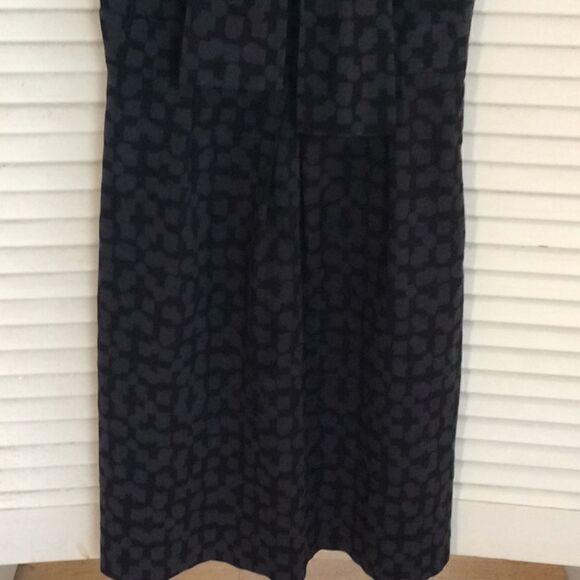 NWOT Trina Turk Tie Slight Flair Dress. Size 2 - Picture 10 of 16